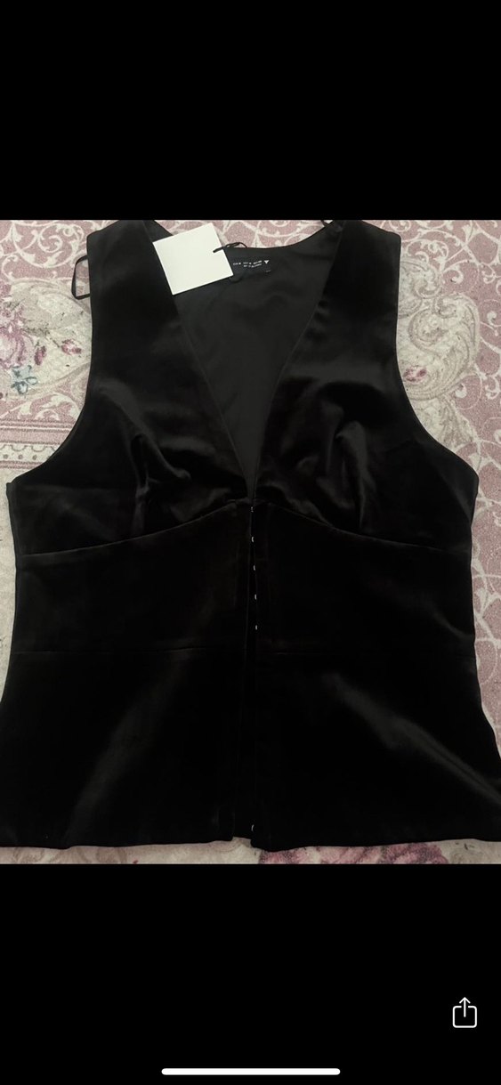 Siyah Süet V Yakalı Mini Kadın Yelek - Görsel 2