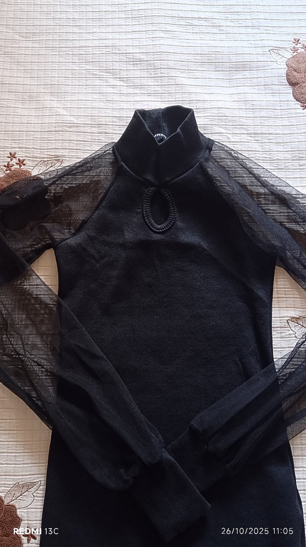 Uzun Kollu Siyah Gotik Triko Elbise - Görsel 2