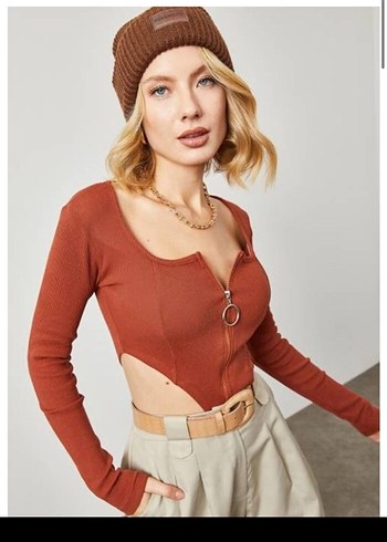 Siyah Fermuarlı Uzun Kollu Crop Top - Görsel 4