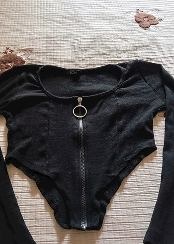 Siyah Fermuarlı Uzun Kollu Crop Top - Görsel 3