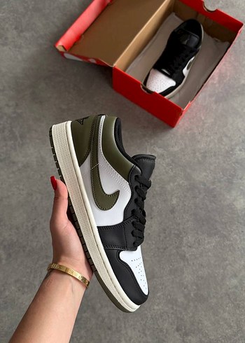 Nike Siyah Beyaz Sneaker
