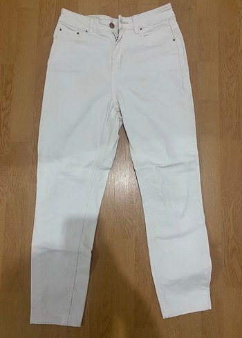 Beyaz Regular Fit Midi Kadın Kot Pantolon