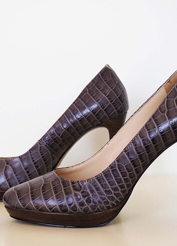 Nine West NINE WEST YILAN DERİSİ TOPUKLU AYAKKABI