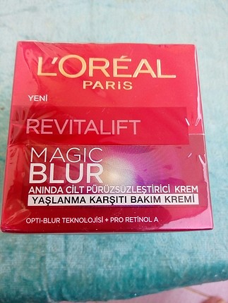 L'OREAL PARİS REVİTALİFT MAGİC BLUR. 50 ML
