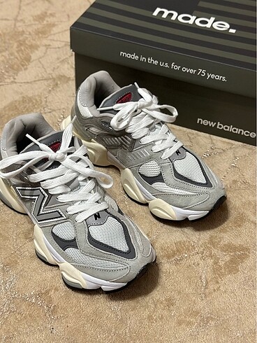 39,5 Beden New balance 9060