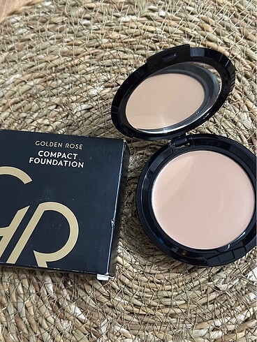 Golden rose compact fondöten sıfır