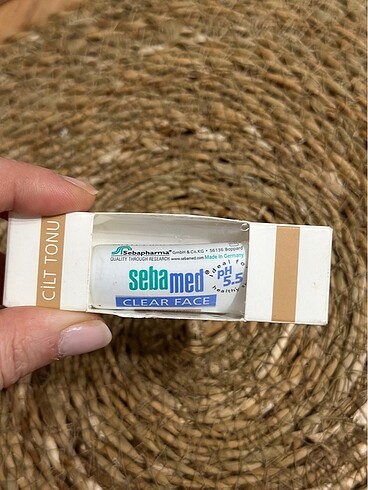 Sebamed sivilce örtücü krem
