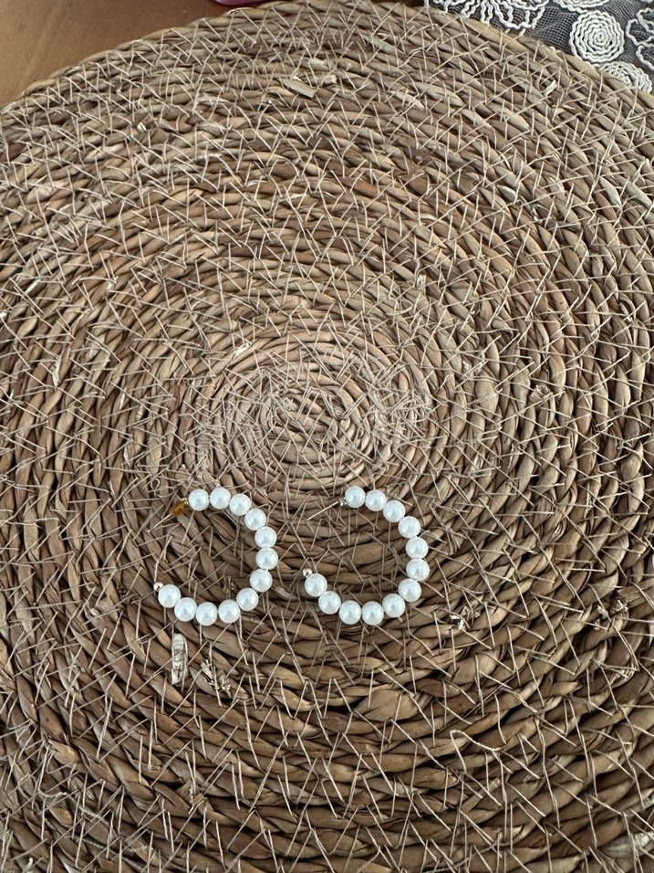 Beyaz Boncuklu Mini Halka Küpe - Görsel 3