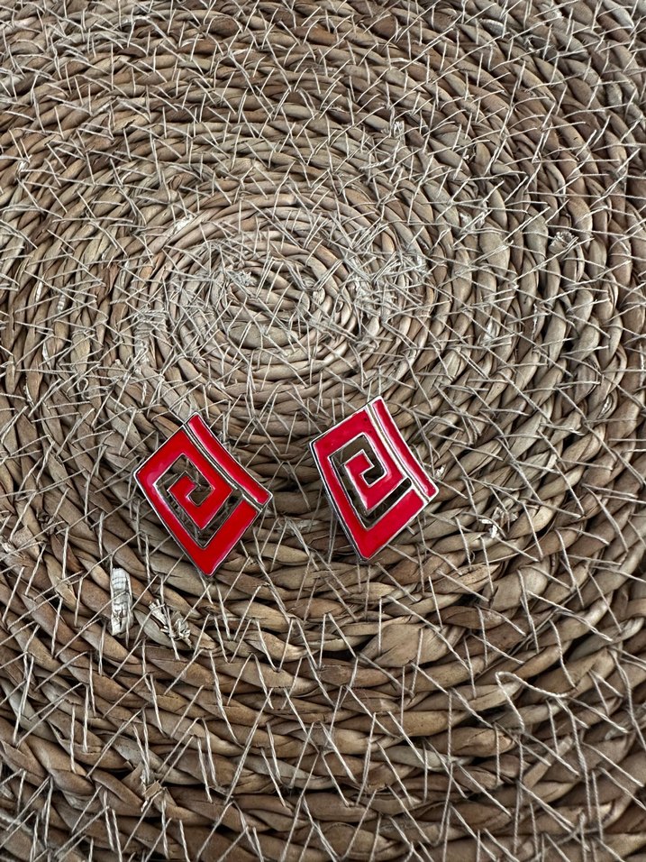 Kırmızı Etnik Desenli Zincir Detaylı Küpe - Görsel 2