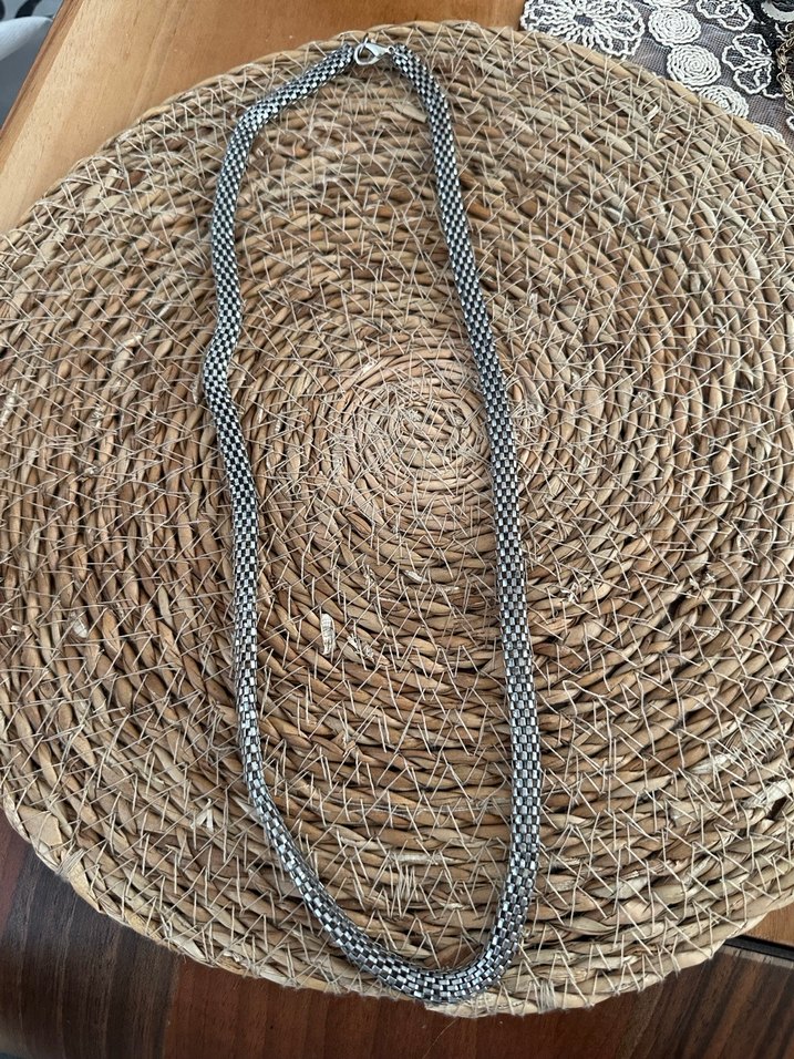 Gri Yılan Desenli Boncuklu Uzun Kadın Kolye - Görsel 2