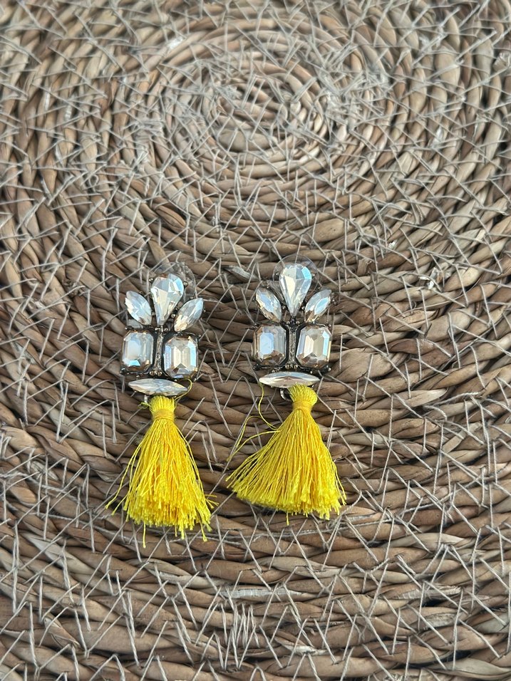 Sarı Püsküllü Bohem Küpe - Görsel 2