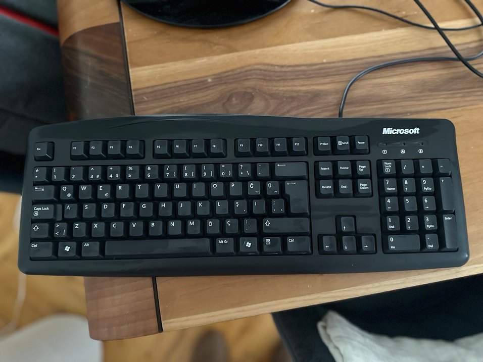 Microsoft Kablolu Siyah Klavye - Görsel 3