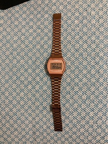 Casio Casio retro saat