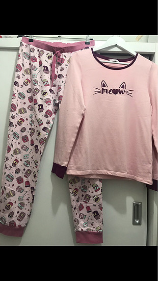l Beden pembe Renk Pijama takımı