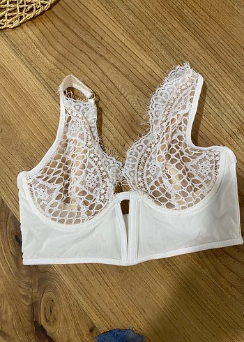 İşlemeli Beyaz Bohem Bra - Görsel 2