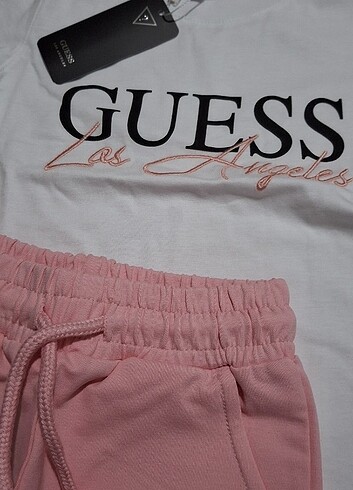 8 Yaş Beden Guess pembe takım