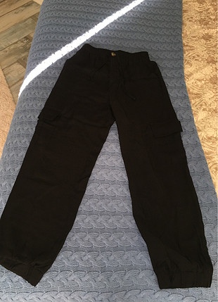 Siyah kargo pantalon