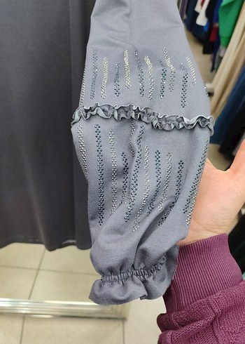 Uzun Kollu Zincir Detaylı Gri Tunik simAy - Görsel 3