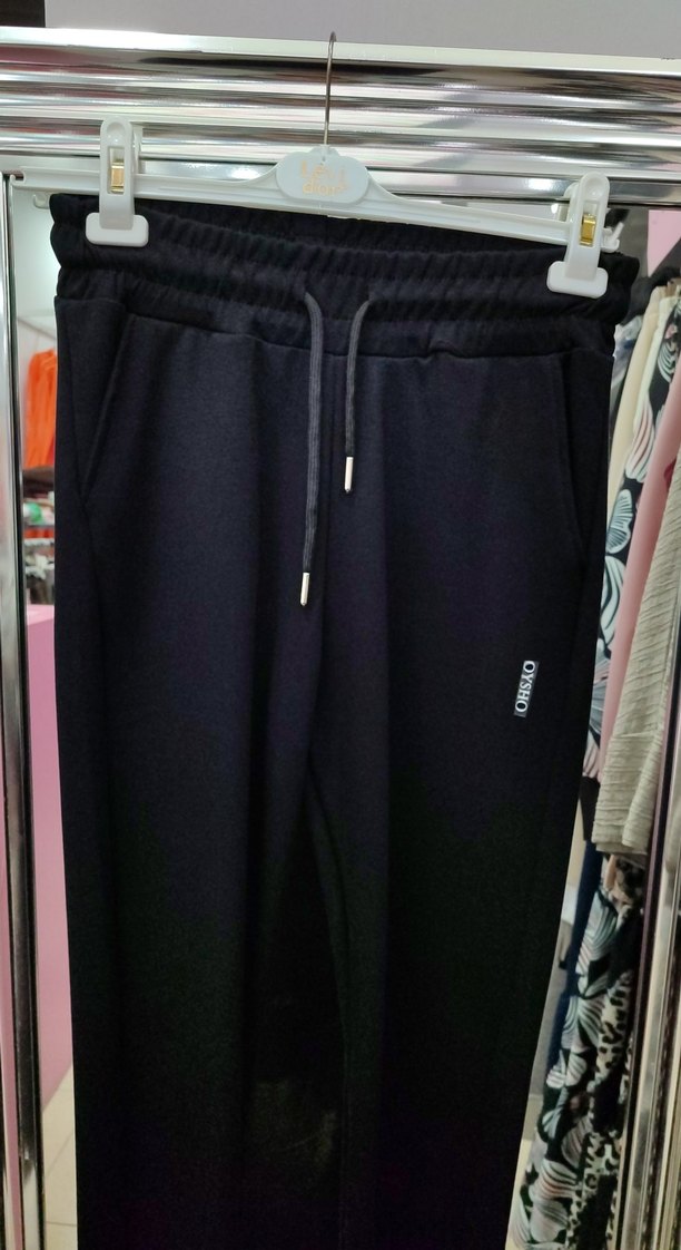 Kadın Siyah bilekli Eşofman Altı mağaza ürünüdür - Görsel 4