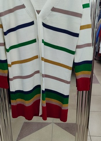 Çizgili V Yaka Uzun Kollu Kadın Triko hırka allday - Görsel 4