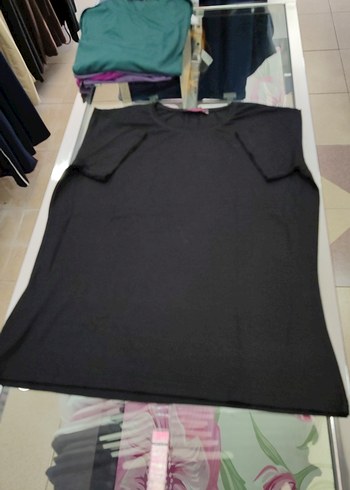 Siyah Yaka Kısa Kollu Salaş Kadın Tişört ledeka - Görsel 2