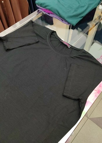 Siyah Yaka Kısa Kollu Salaş Kadın Tişört ledeka - Görsel 3