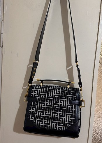 Balmain ürünü