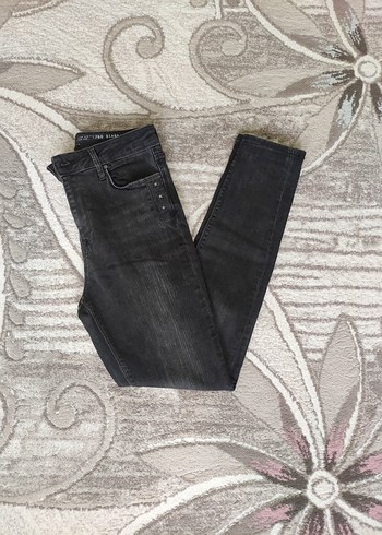 Diğer Koyu Siyah Dar Kesim Jean