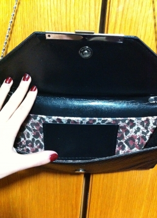 Markasız Ürün CLUTCH ÇANTA HİÇ KULLANILMADI