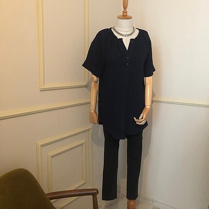 Orjinal marka etiket kesik lacivert bluz tunik