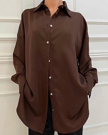 Kahverengi oversize geniş uzun kesim gold düğme detaylı kadın gö