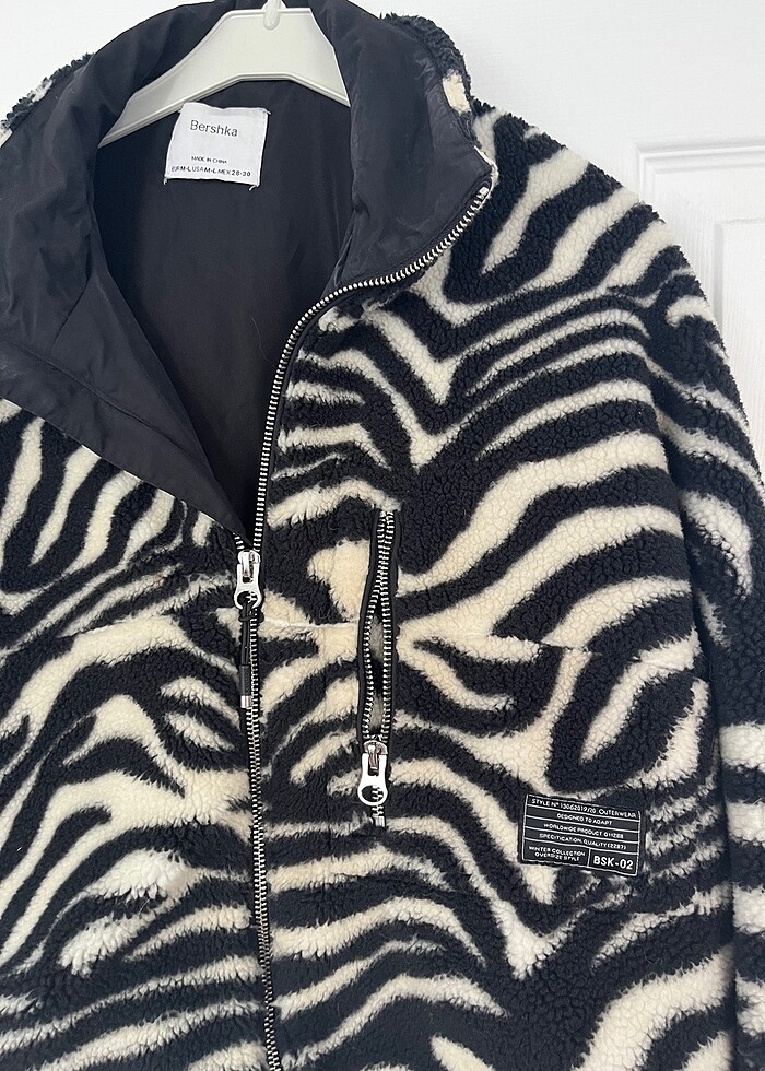 Bershka peluş ceket - Görsel 2