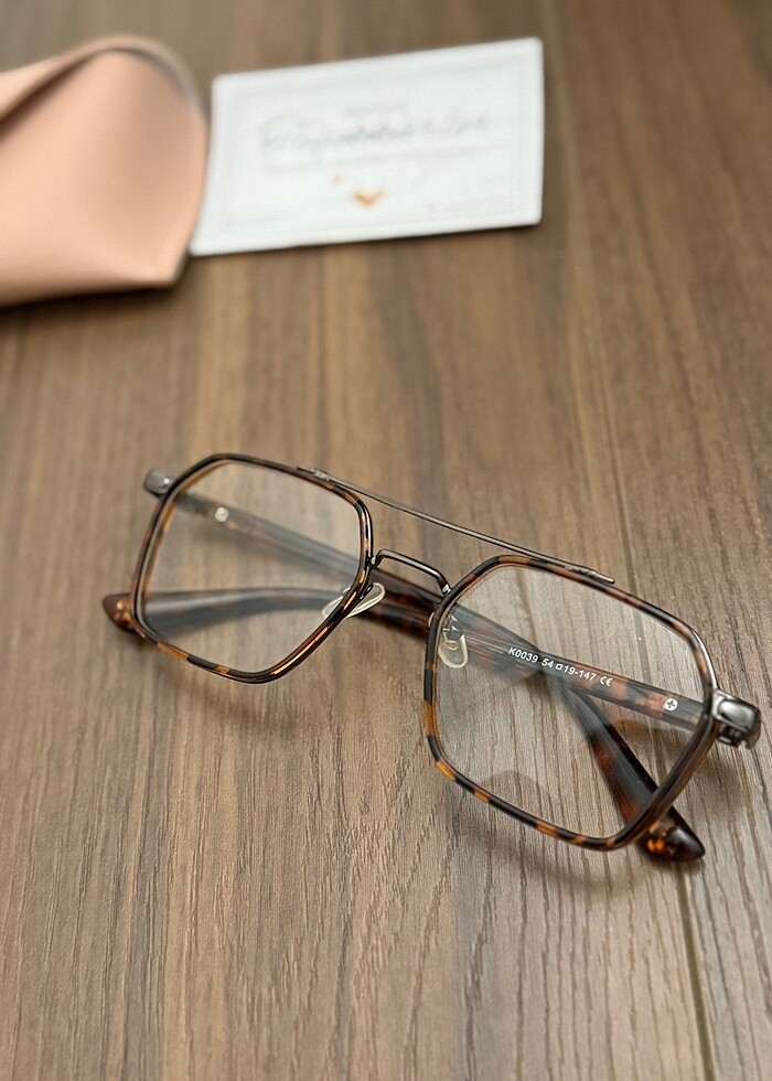 Şefaf gözlük - Görsel 2