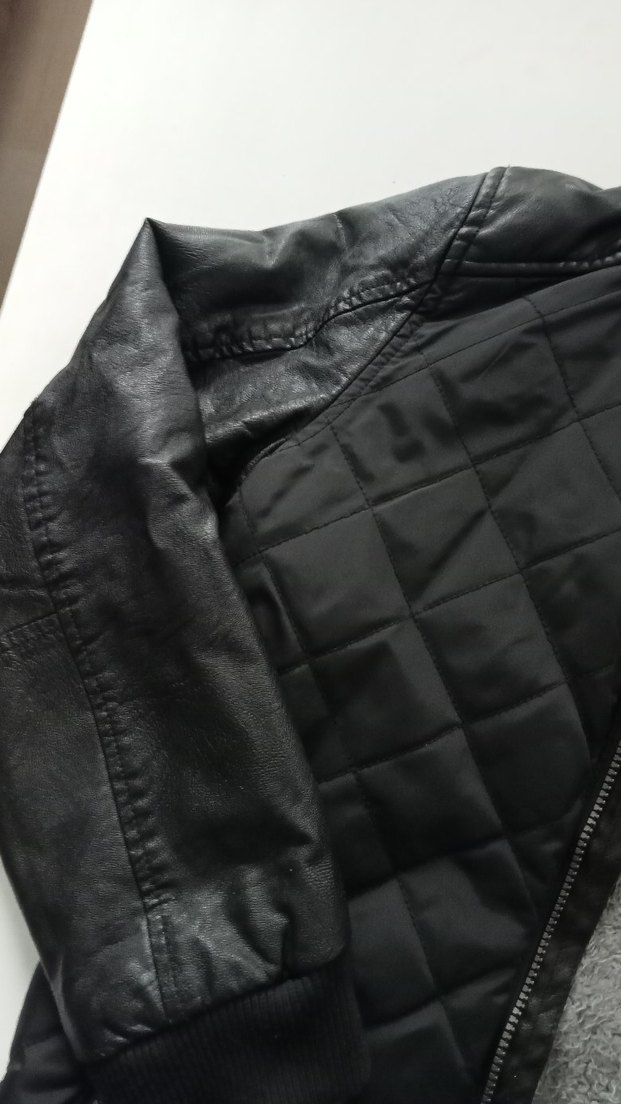 Siyah Kapüşonlu Fermuarlı Erkek Mont - Görsel 2