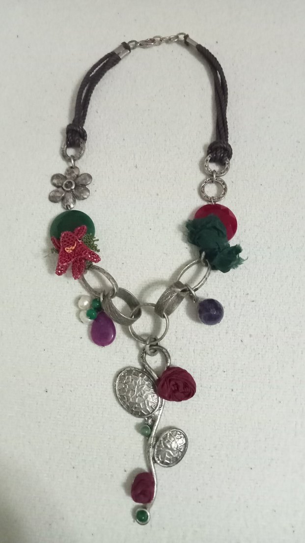 Çiçekli Renkli Yargıcı Bohem Kolye - Görsel 4