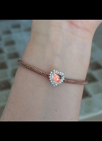 Pandora Kalp charm