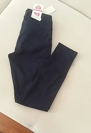 yeni ve etiketli koton kot Jean lacivert