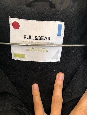 s Beden Pull and bear mont