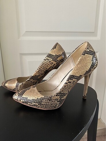 İnci Stiletto