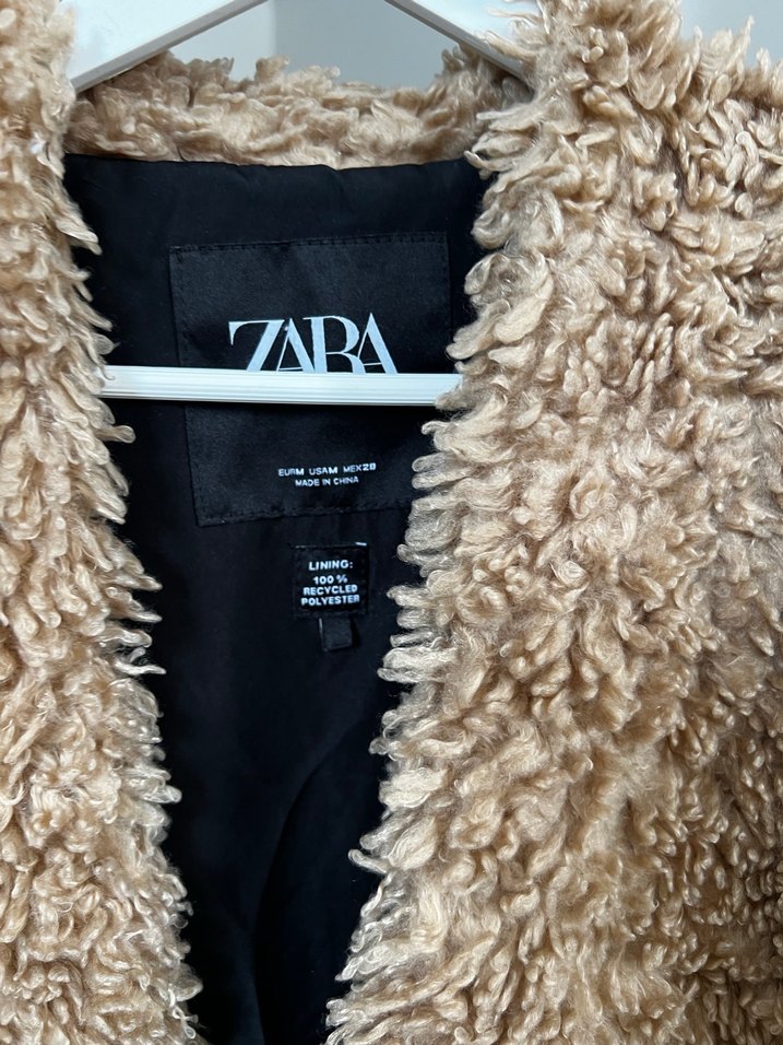 Zara Peluş Kadın Kaban - Görsel 4