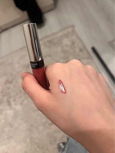 Beden Victorias secret gloss