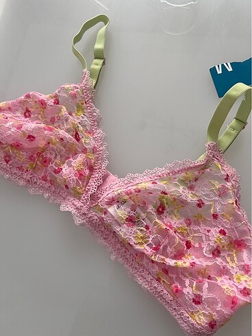 Diğer Pembe ithal Bralet