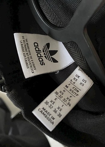 ADİDAS crop fermuarli sweatshirt - Görsel 4