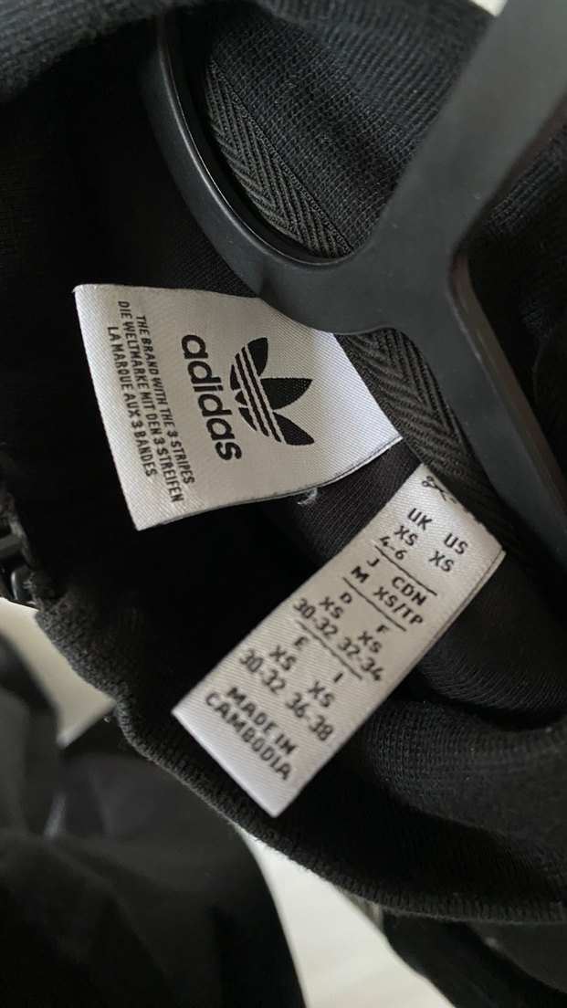 ADİDAS crop fermuarli sweatshirt - Görsel 4