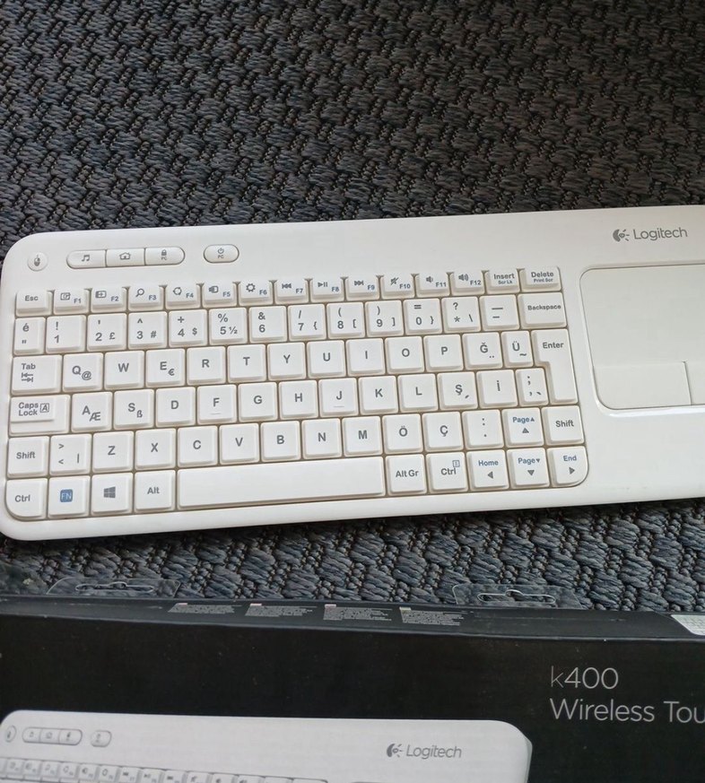 Logitech Beyaz Kablosuz Klavye - Görsel 2