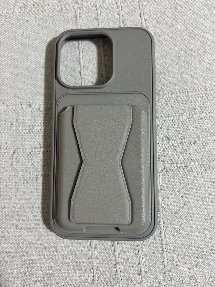 15 Pro Telefon Kılıfı 13 adet - Görsel 3