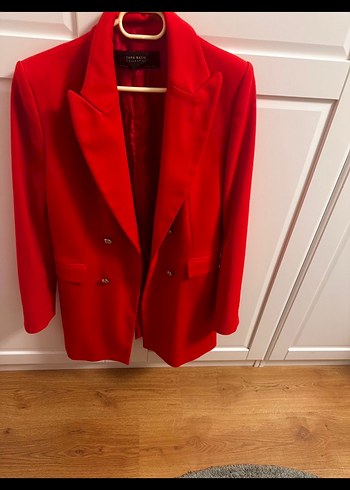 Zara 38