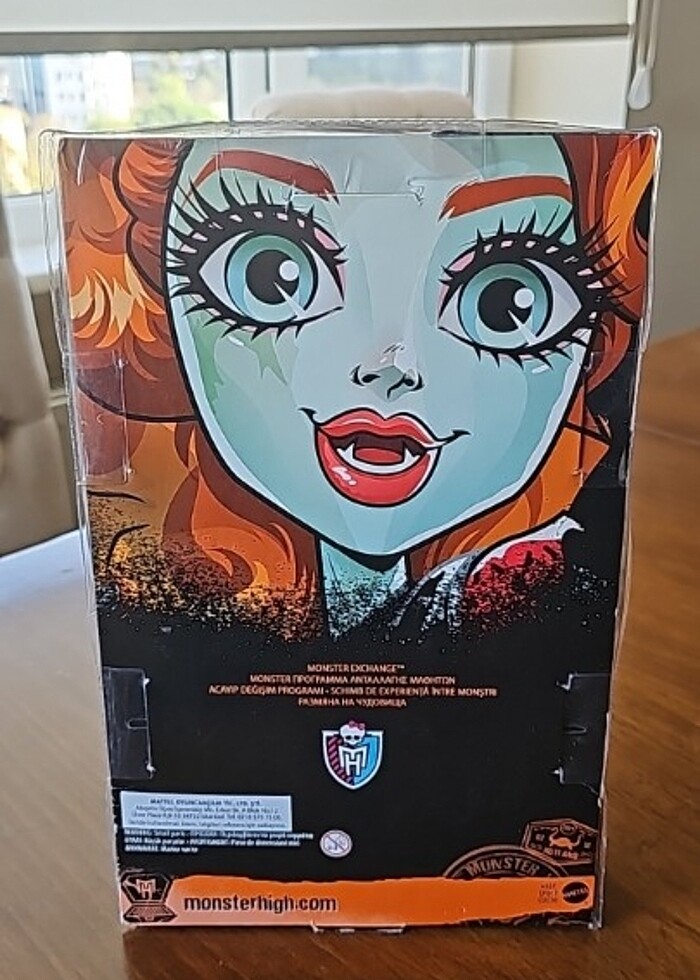 MONSTER HIGH LORNA MCNESSIE - Görsel 2