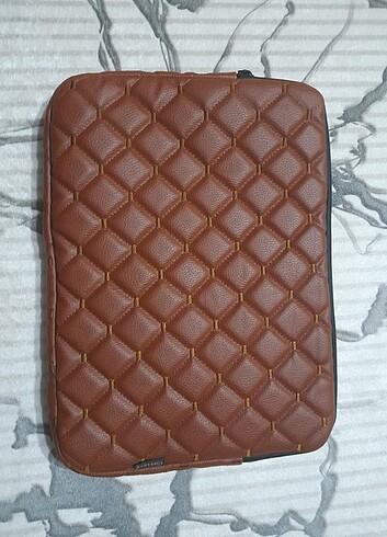 Tablet çantası