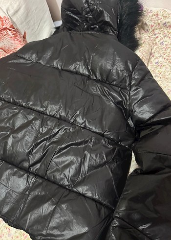 Diğer Siyah Kapusonlu Sisme Mont